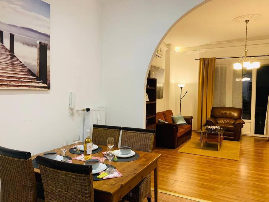 Appartamento Danube Dwelling Asboth 19-1 Budapest Esterno foto